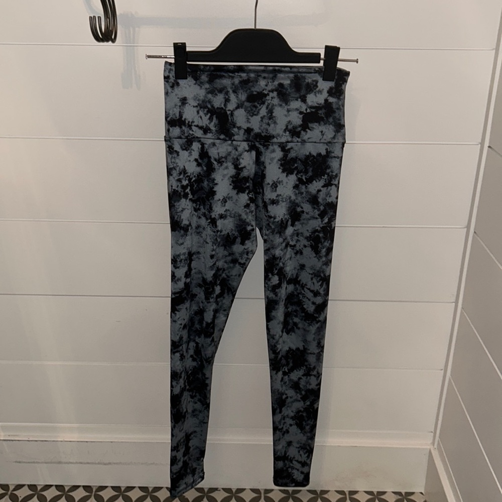 Onzie Leggings